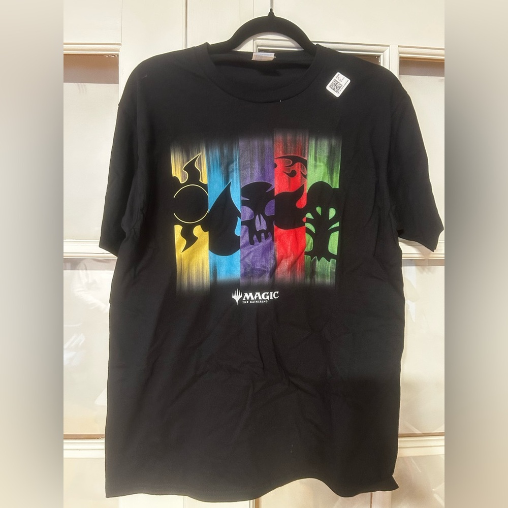 NWT Magic the Gathering T-Shirt